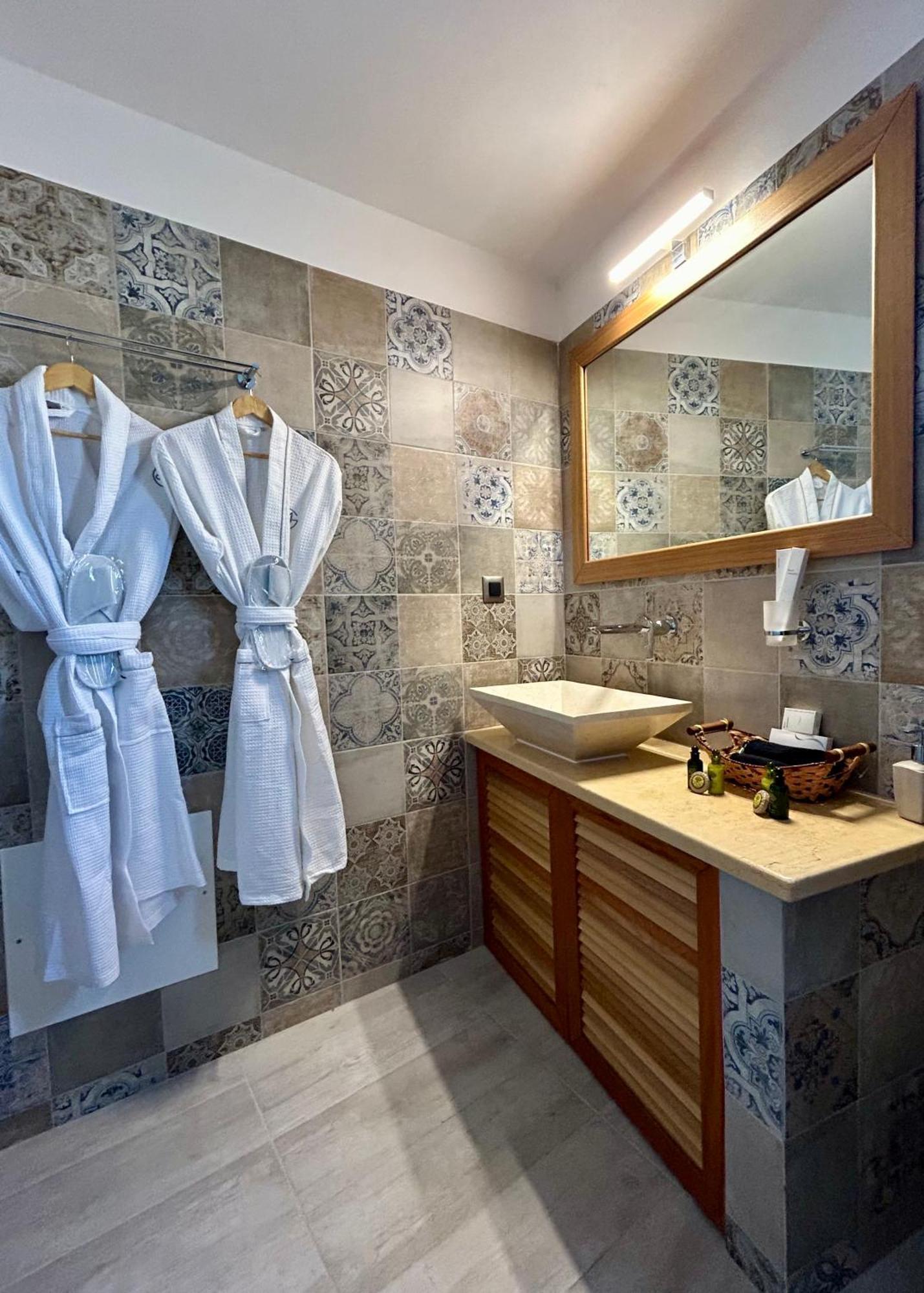 Golden Moments Luxury Stone Villas B Мессария Номер фото